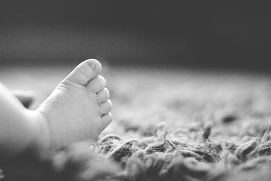 tulsa-photographer-baby-toes
